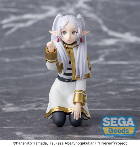 PREORDER Frieren: Beyond Journeys End PM Perching Figure Frieren Frieren Poking Something