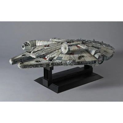 Bandai Hobby: Millennium Falcon - Perfect Grade 1/72 Model Kit