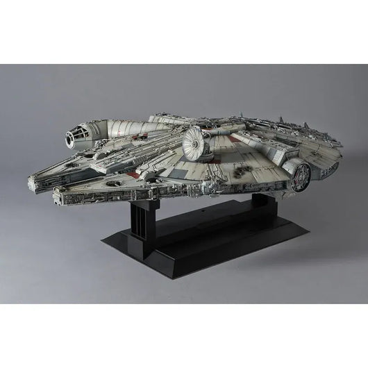 Bandai Hobby: Millennium Falcon - Perfect Grade 1/72 Model Kit