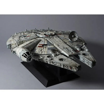Bandai Hobby: Millennium Falcon - Perfect Grade 1/72 Model Kit